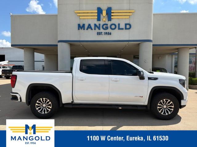 2023 GMC Sierra 1500 4WD Crew Cab Short Box AT4 for sale in Eureka, IL