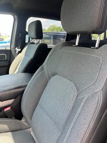 2019 Ram 1500 Big Horn/Lone Star Crew Cab 4x4 5'7" Box