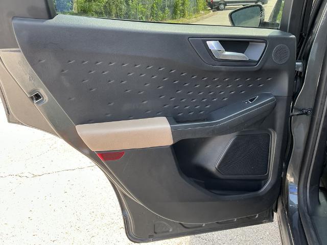 2020 Ford Escape Titanium Hybrid