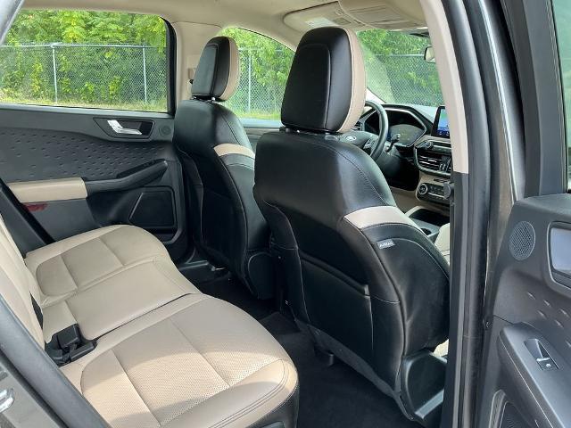 2020 Ford Escape Titanium Hybrid