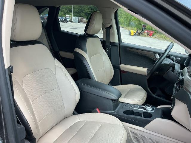 2020 Ford Escape Titanium Hybrid