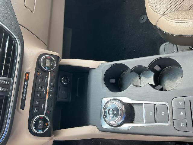 2020 Ford Escape Titanium Hybrid