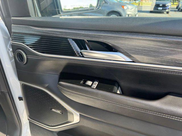2023 Jeep Wagoneer Series III 4x4