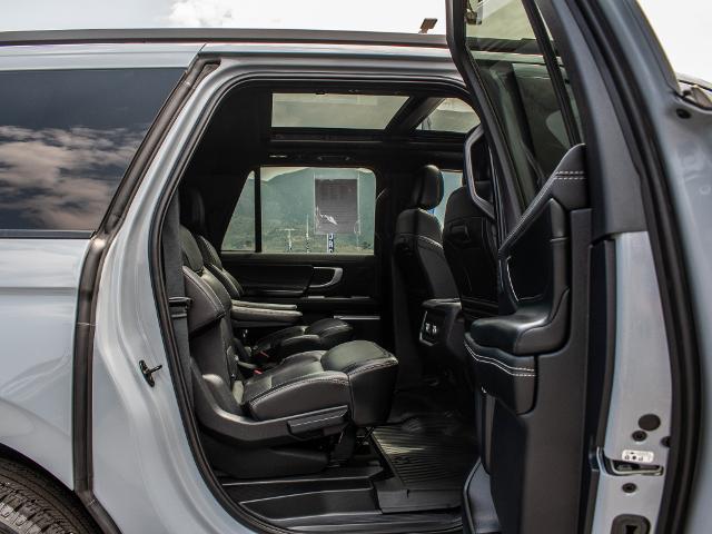 2025 Ford Expedition Platinum MAX