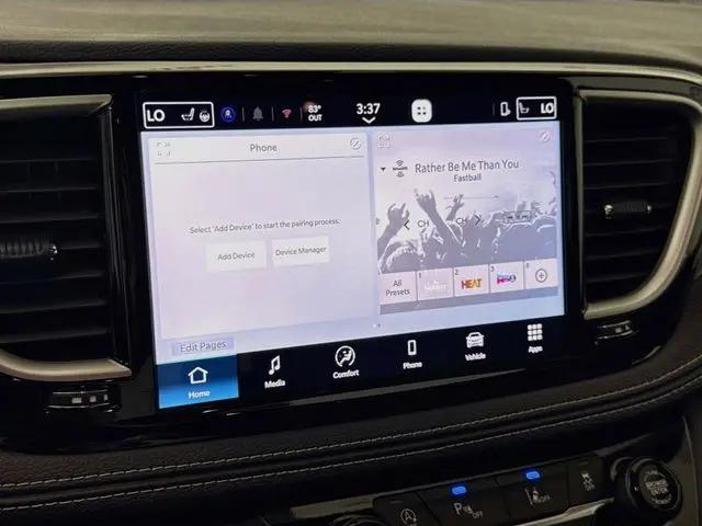 2026 Chrysler Pacifica Select AWD