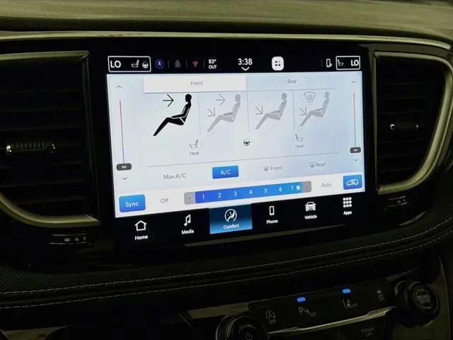 2026 Chrysler Pacifica Select AWD