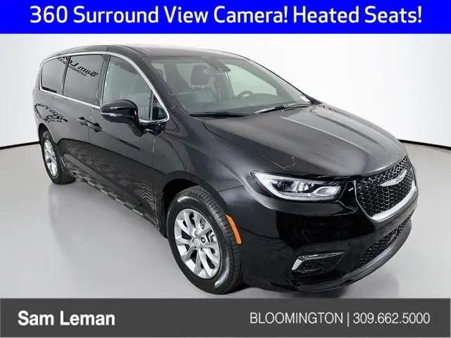 2026 Chrysler Pacifica Select AWD for sale in Bloomington, IL