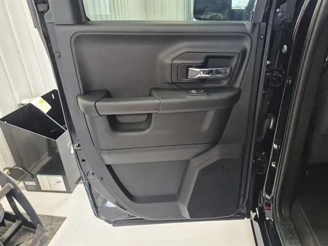 2022 Ram 1500 Classic Warlock Quad Cab 4x4 64 Box