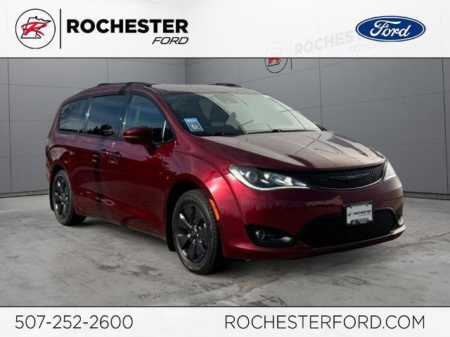 2020 Chrysler Pacifica Limited for sale in Rochester, MN