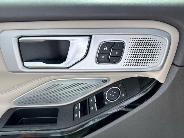 2021 Ford Explorer Platinum