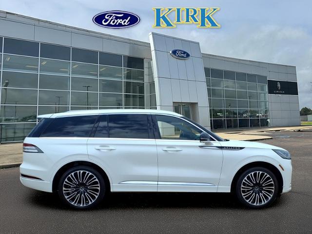 2025 Lincoln Aviator Black Label