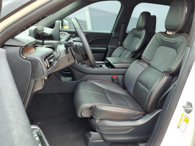 2025 Lincoln Aviator Black Label
