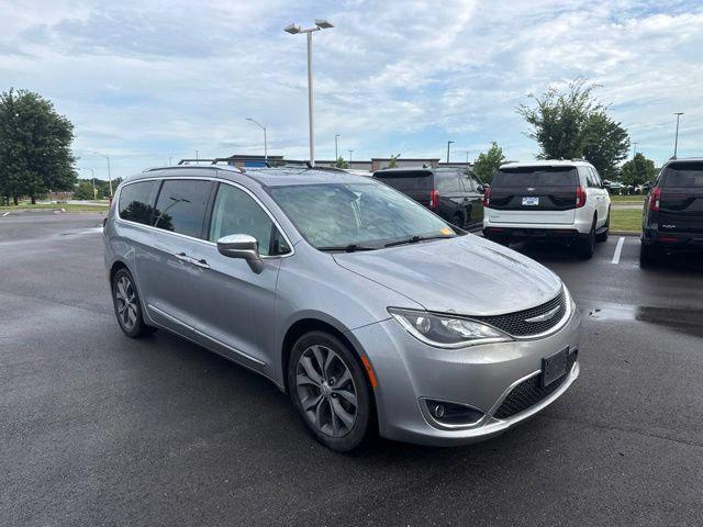 2017 Chrysler Pacifica Limited for sale in Kansas City, MO