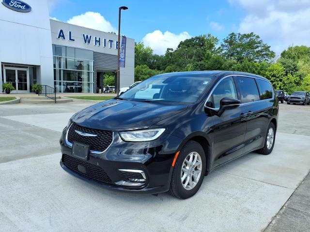 2023 Chrysler Pacifica Touring L for sale in Manchester, TN