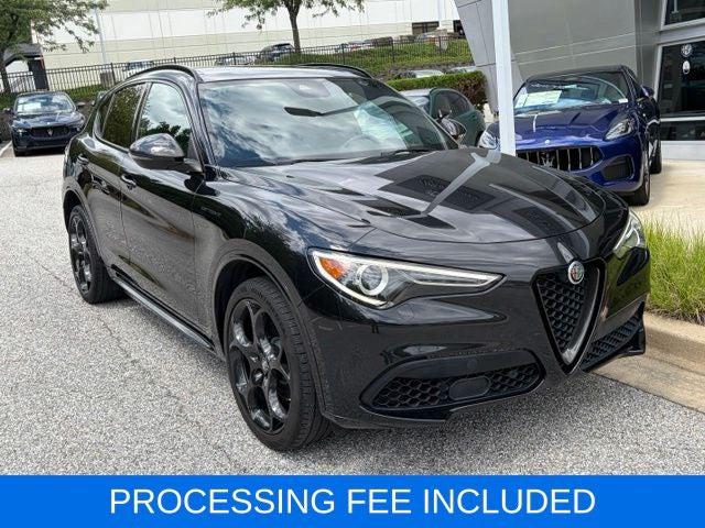 2023 Alfa Romeo Stelvio Estrema AWD 2023 Alfa Romeo Stelvio Estrema AWD