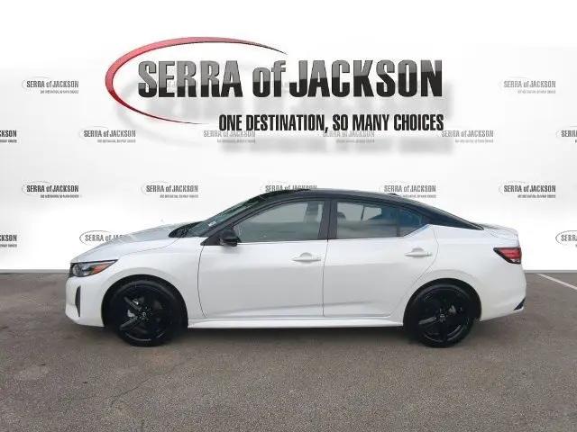 2025 Nissan Sentra SR