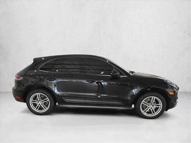 2025 Porsche Macan Macan