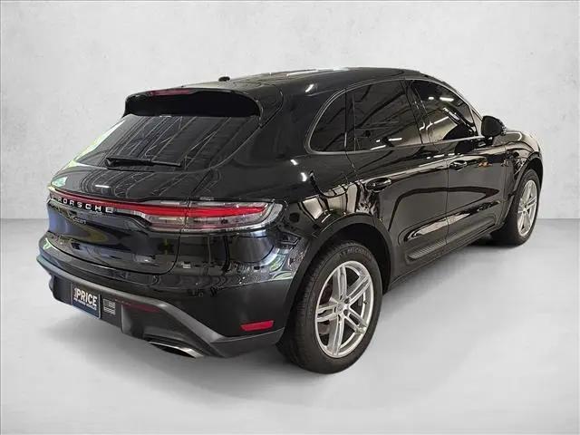 2025 Porsche Macan Macan