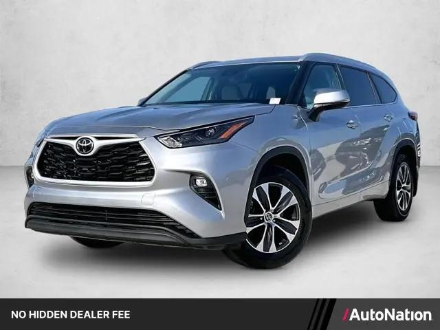 2023 Toyota Highlander XLE for sale in Coconut Creek, FL