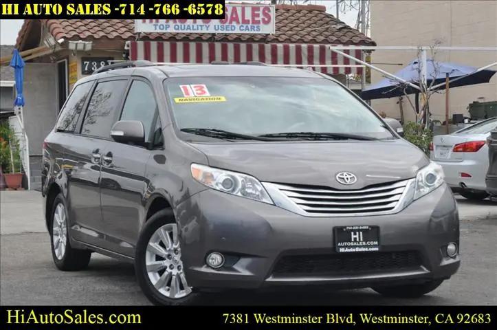 2013 Toyota Sienna XLE 7 Passenger