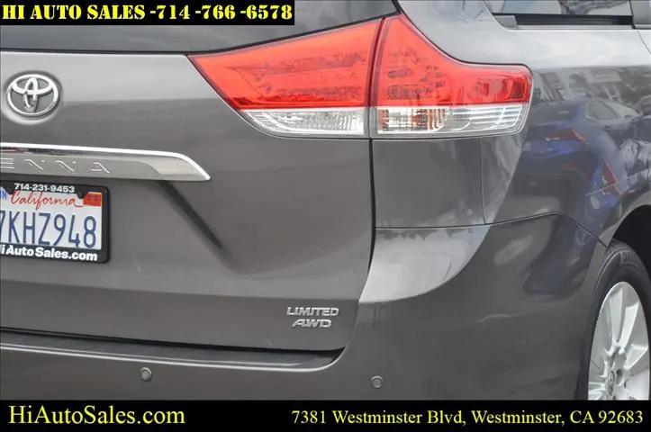 2013 Toyota Sienna XLE 7 Passenger