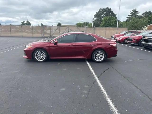 2018 Toyota Camry XLE for sale in Fort Gratiot, MI