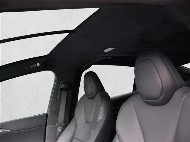 2023 Tesla Model X Plaid Tri Motor All-Wheel Drive