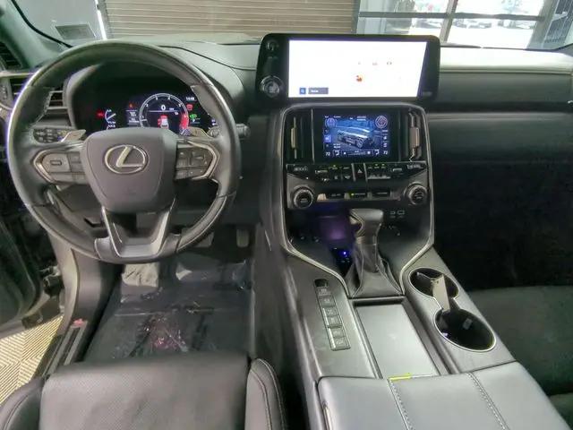 2024 Lexus LX Luxury