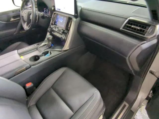 2024 Lexus LX Luxury