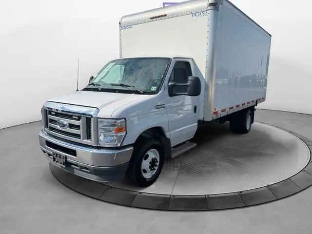 2022 Ford E-350 Cutaway Base for sale in Keyport, NJ