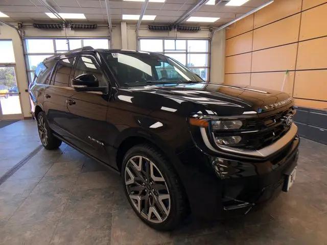 2027 Ford Expedition Max Platinum for sale in Des Moines, IA