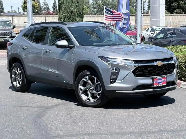 2025 Chevrolet Trax FWD LT