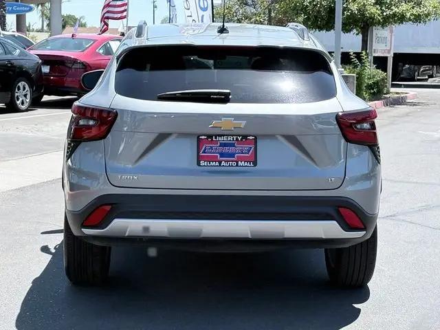 2025 Chevrolet Trax FWD LT