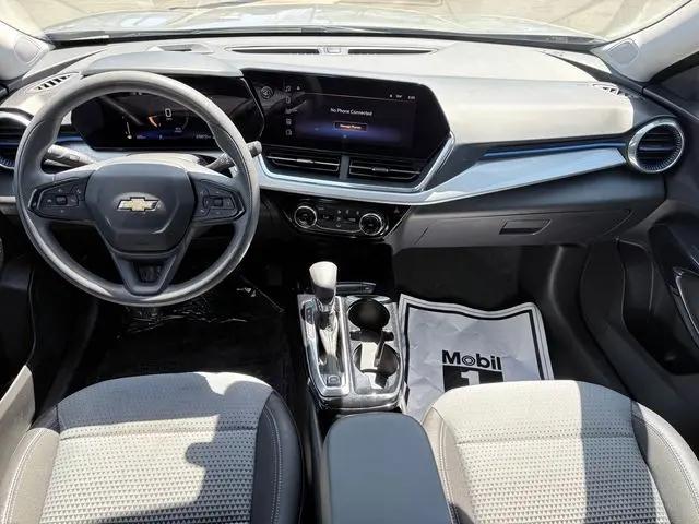2025 Chevrolet Trax FWD LT