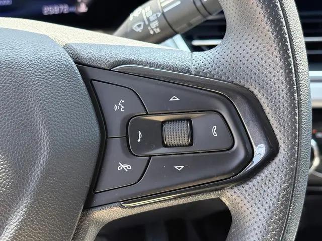 2025 Chevrolet Trax FWD LT