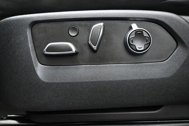 2021 Cadillac Escalade 2WD Premium Luxury Platinum