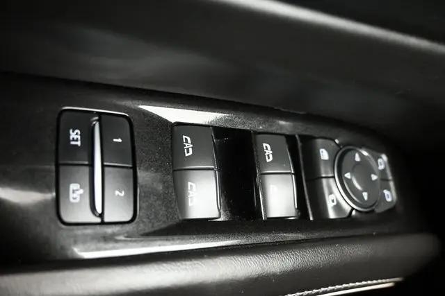 2021 Cadillac Escalade 2WD Premium Luxury Platinum