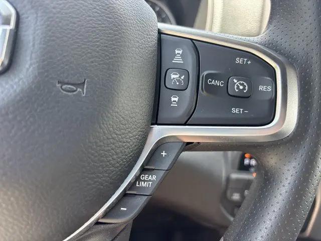 2026 Ram 1500 Express Crew Cab 4x4 57 Box