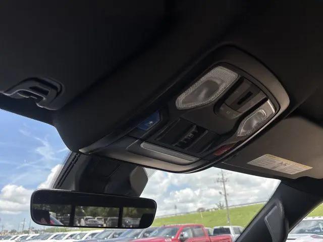 2026 Ram 1500 Express Crew Cab 4x4 57 Box