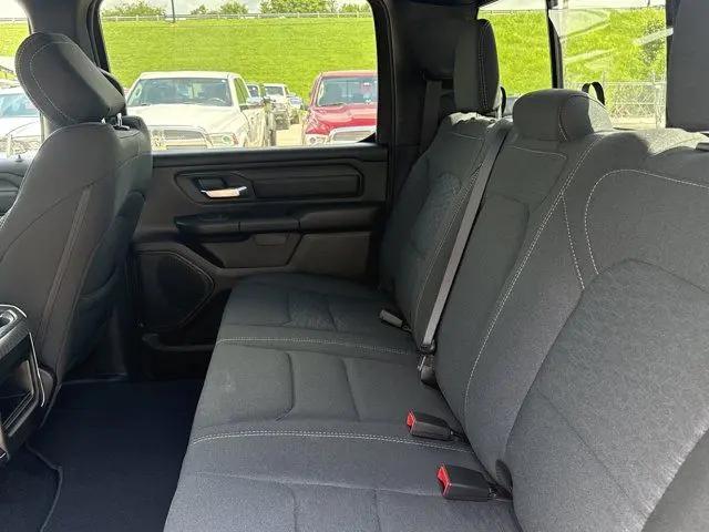 2026 Ram 1500 Express Crew Cab 4x4 57 Box