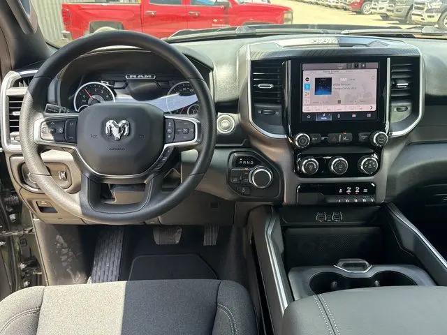 2026 Ram 1500 Express Crew Cab 4x4 57 Box