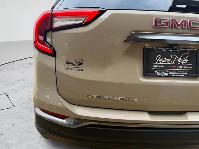 2022 GMC Terrain AT4