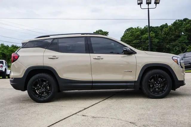 2022 GMC Terrain AT4