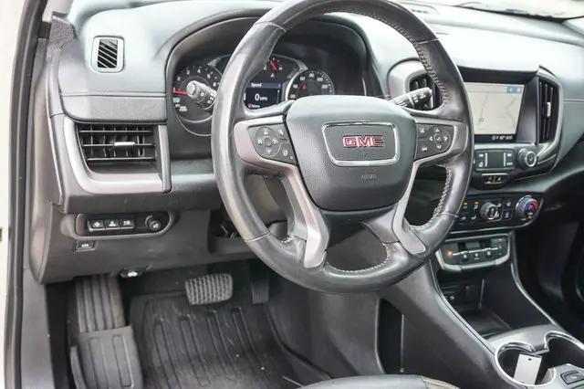 2022 GMC Terrain AT4