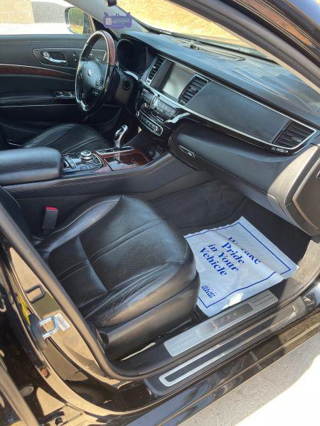 2015 Kia K900 Luxury