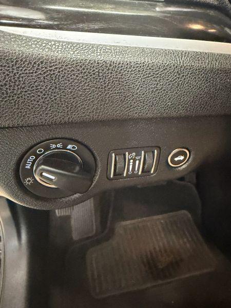 2015 Chrysler 300 Limited