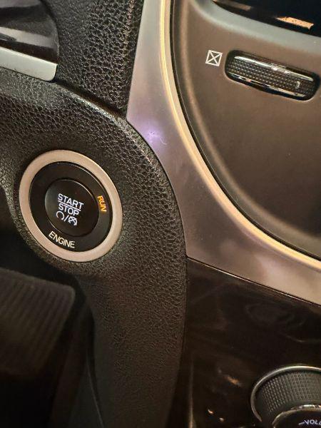 2015 Chrysler 300 Limited