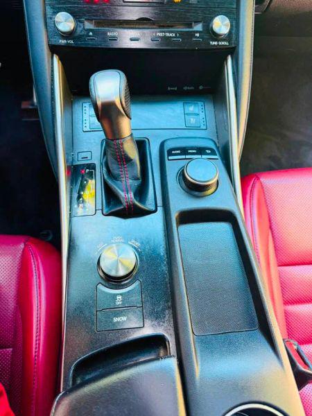 2018 Lexus IS 300 300