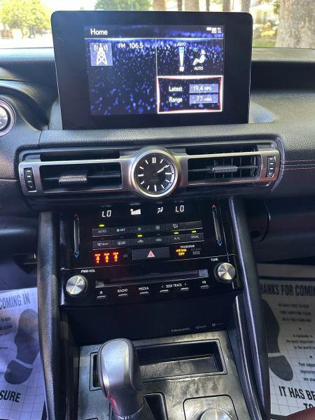 2021 Lexus IS 300 300