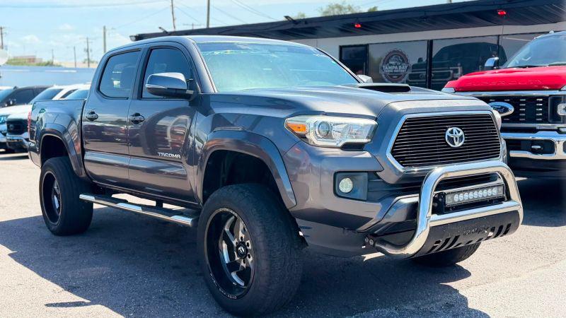 2017 Toyota Tacoma TRD Sport for sale in Tampa, FL